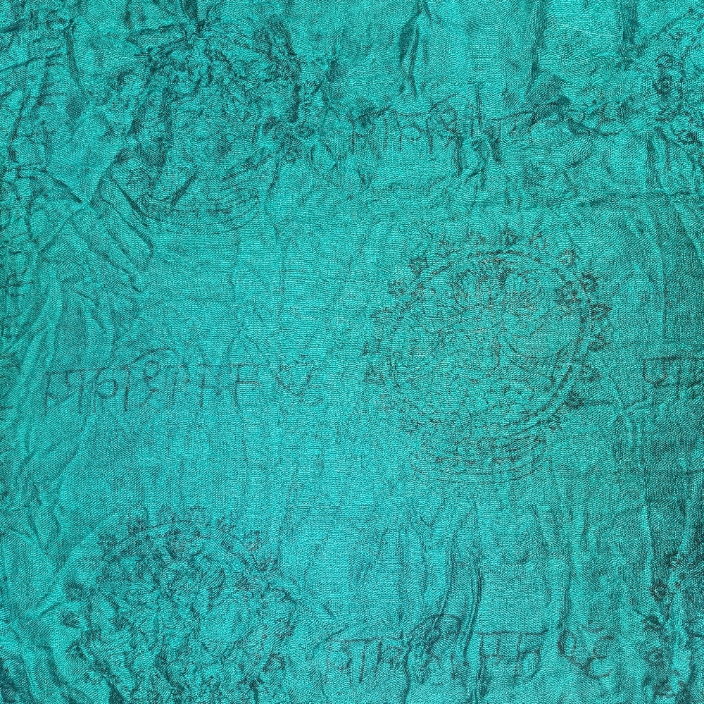 Inifity green scarf
